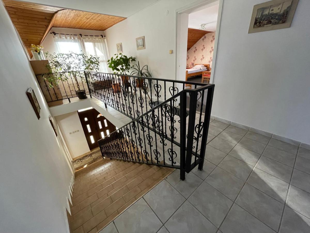 Hot-L Mini Otel Kanije Dış mekan fotoğraf