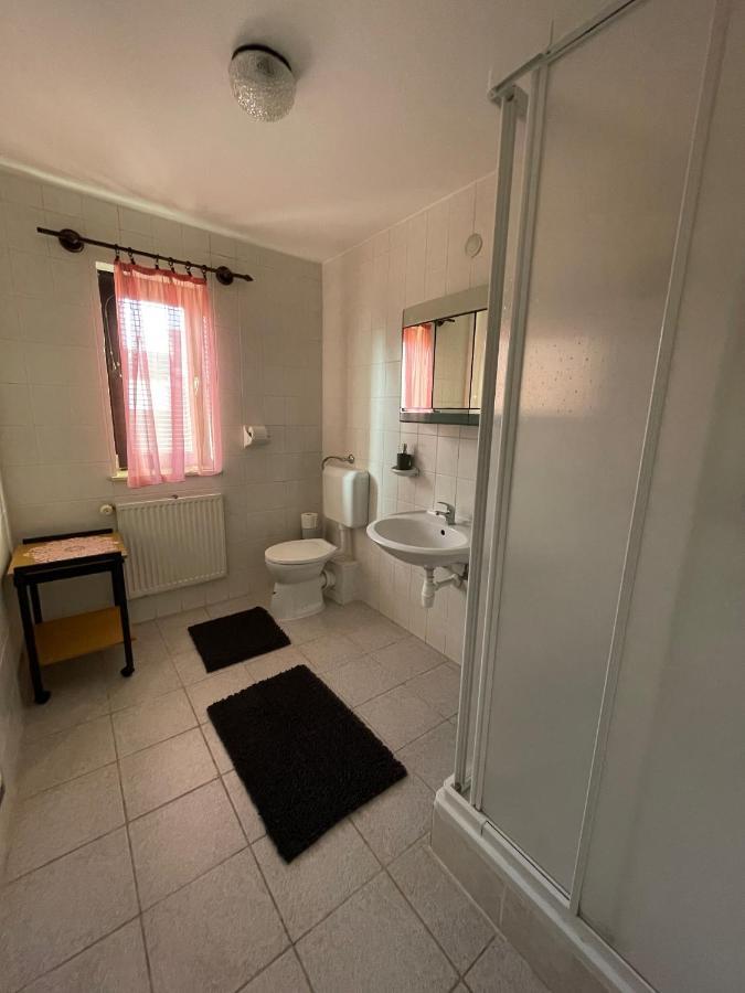 Hot-L Mini Otel Kanije Dış mekan fotoğraf