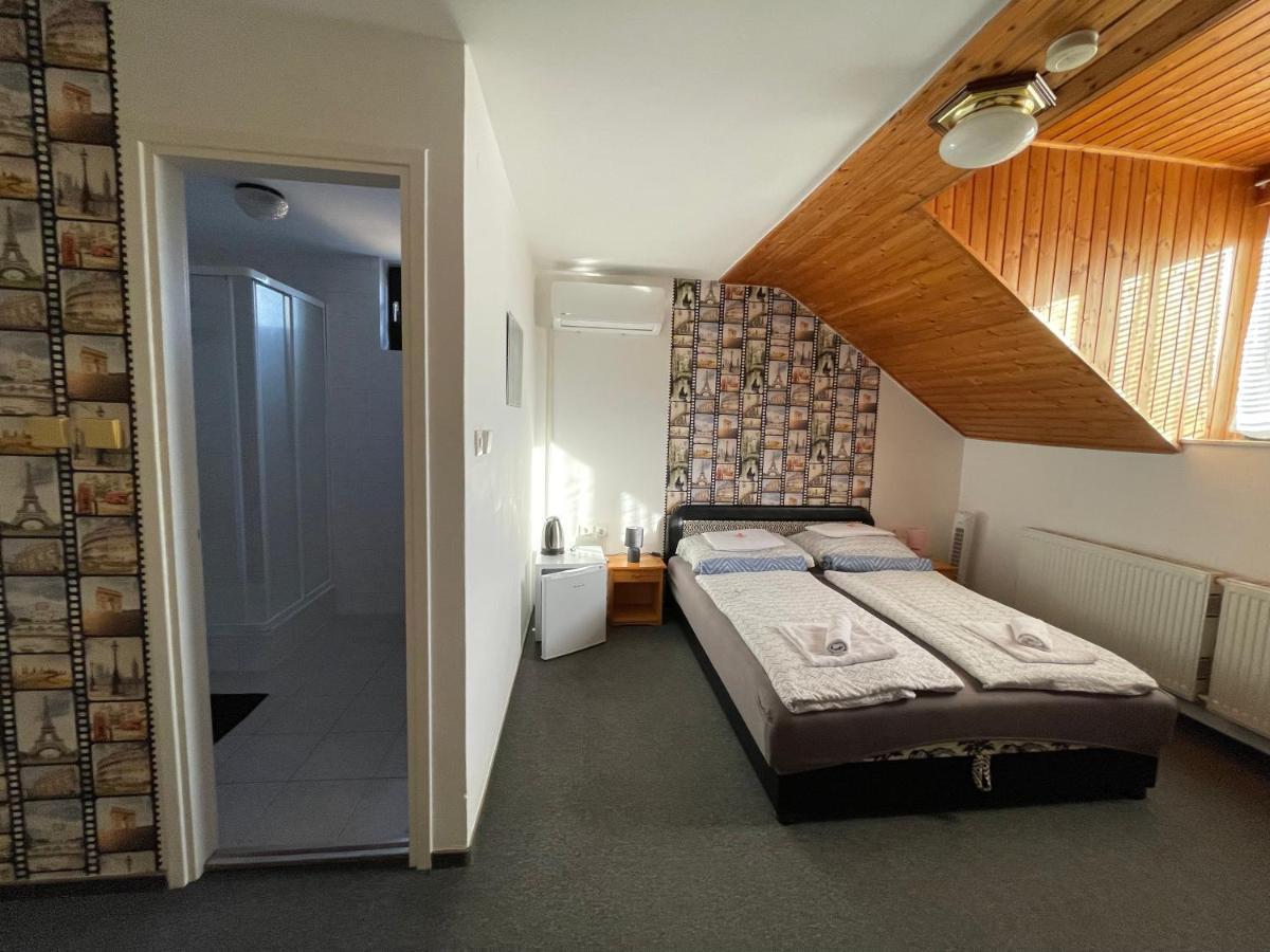 Hot-L Mini Otel Kanije Dış mekan fotoğraf