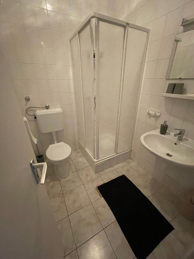 Hot-L Mini Otel Kanije Dış mekan fotoğraf