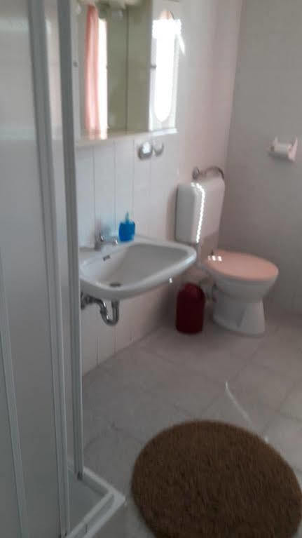 Hot-L Mini Otel Kanije Dış mekan fotoğraf